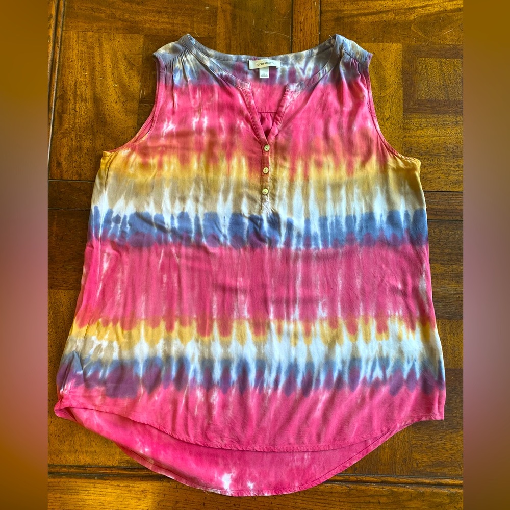 Dressbarn EUC Sleeveless Top tie-dye